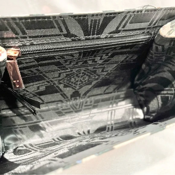 Ted Baker London RARE 2017 Strisa Butterfly Print Clutch NWOT - Picture 9 of 12